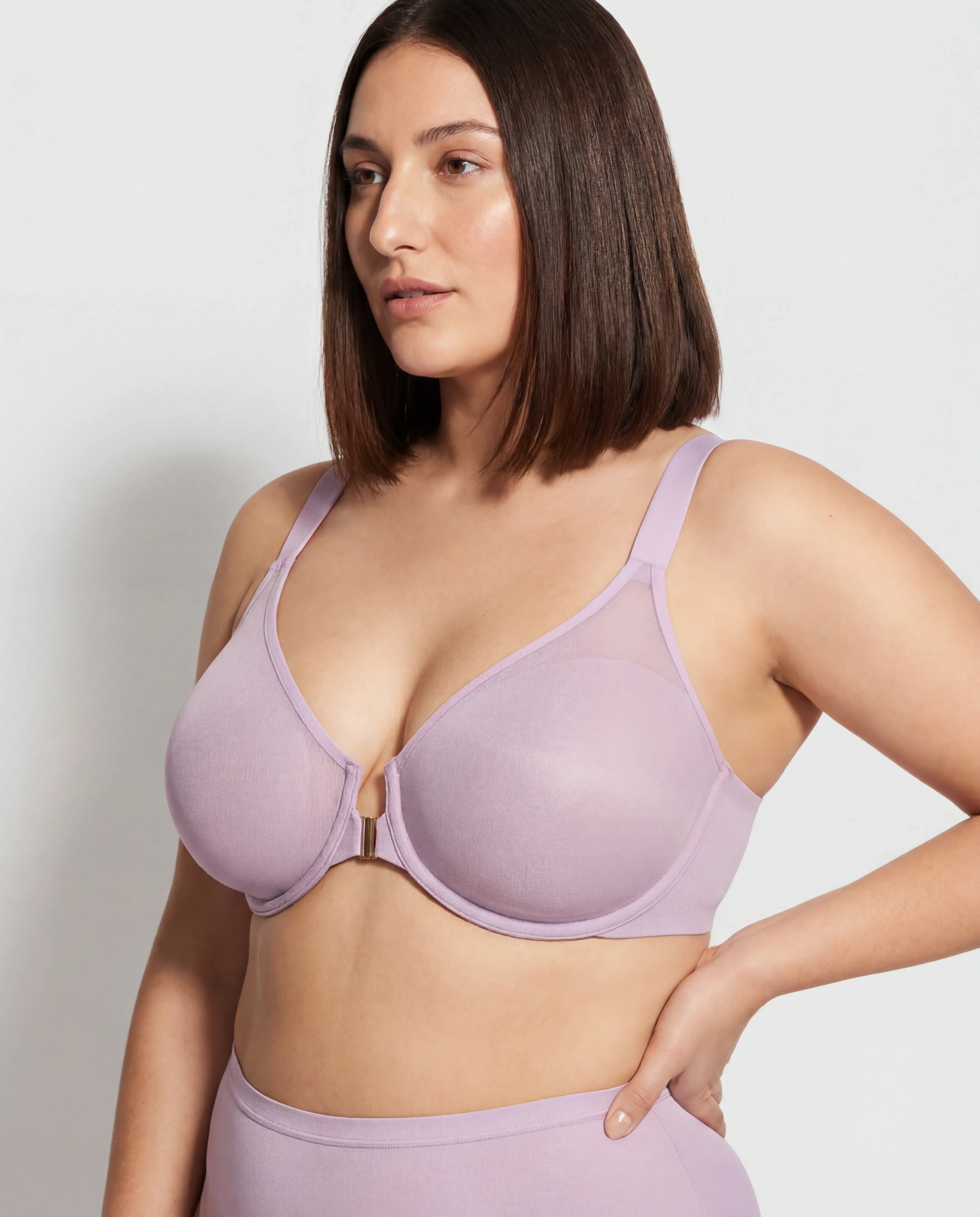 Front-Closure Mesh Support Bra